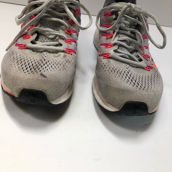 Nike running shoes. Grey/pink/orange/black Sz 9 - Picture 2 of 9